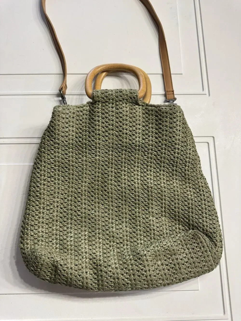 Fossil Green Weave Crochet Wooden Handles Hobo Bag Purse Woven Crossbody Strap